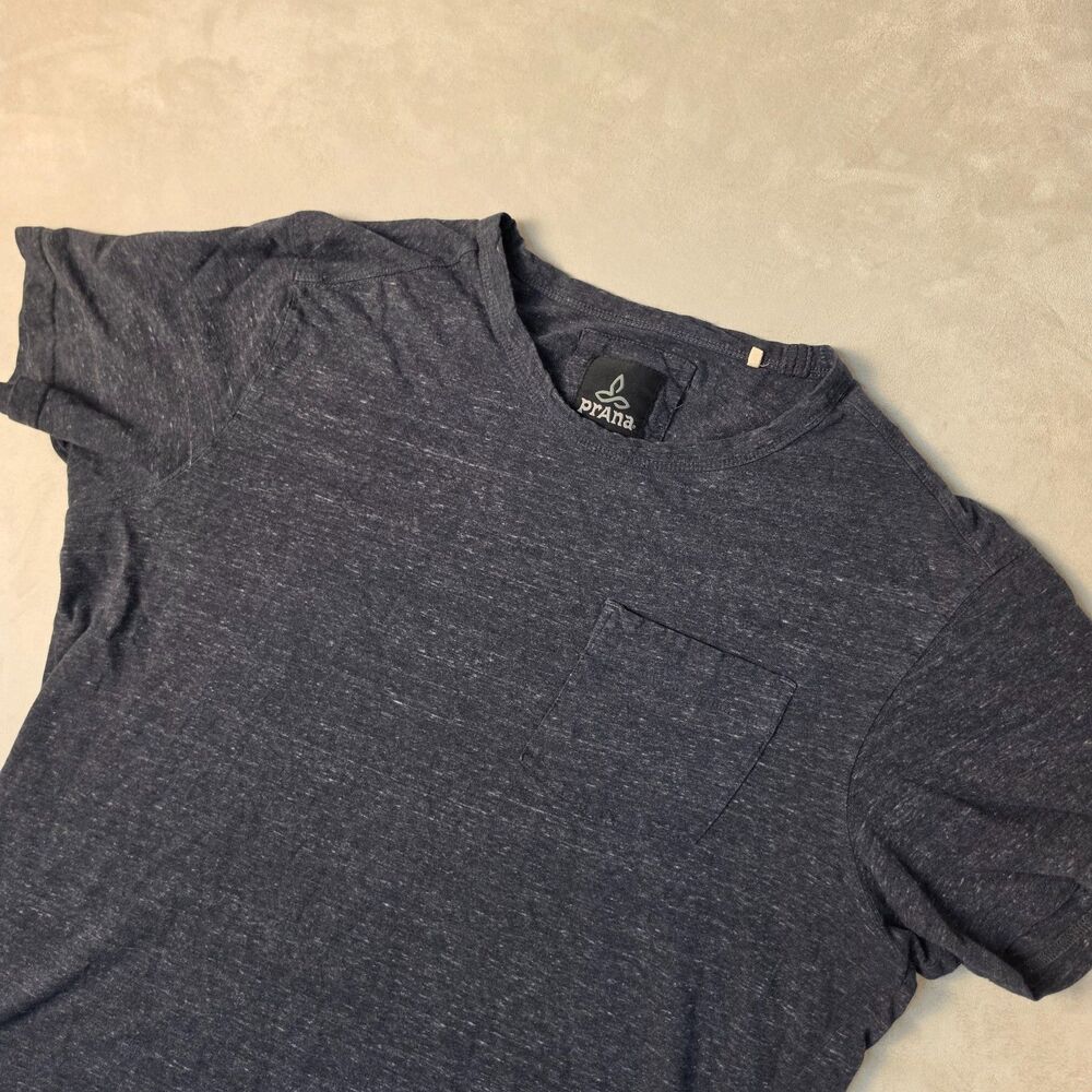Prana Mens Large Dark Gray Pocket T-Shirt